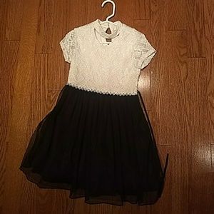 Girls dress